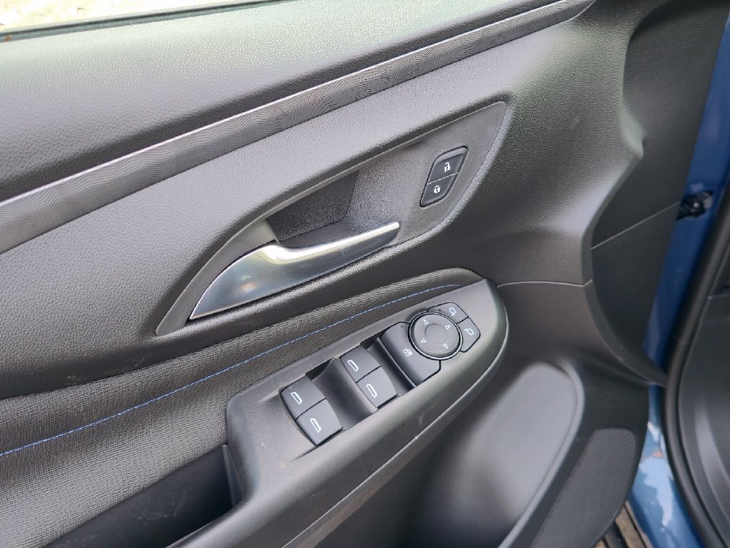 New 2026 Buick Envista Sport Touring w/ Convenience I Package FWD image 23