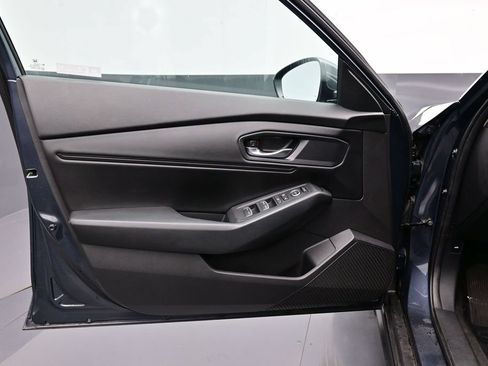 Used 2023 Honda Accord EX image 18