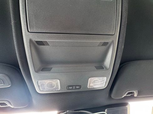 Used 2025 Ford Mustang GT Premium image 29