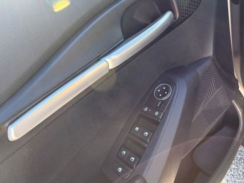 Used 2024 Kia Seltos LX image 18