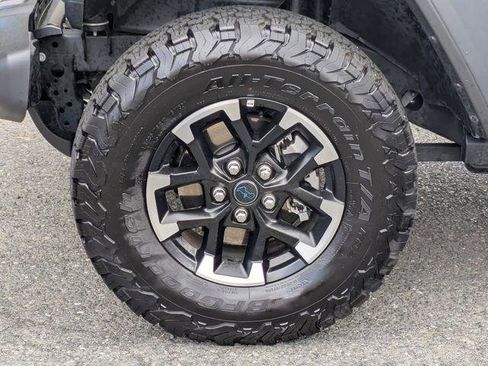 Certified 2025 Jeep Wrangler Unlimited Rubicon 4xe w/ Convenience Group AWD/4WD image 9