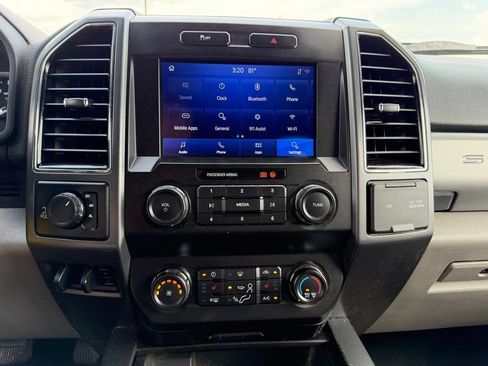 Used 2022 Ford F350 XLT w/ XLT Premium Package AWD/4WD image 12