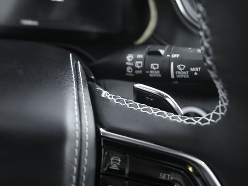 Used 2024 Jeep Grand Cherokee L Overland w/ Trailer Tow Package image 19