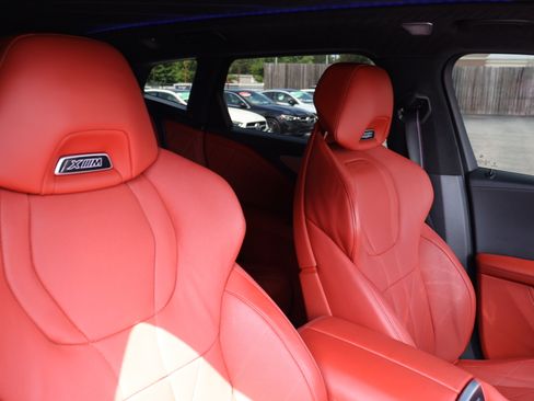 Used 2024 BMW XM AWD/4WD image 33