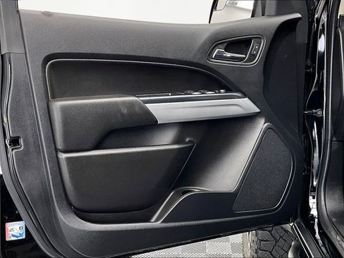 Used 2020 Chevrolet Colorado ZR2 image 24