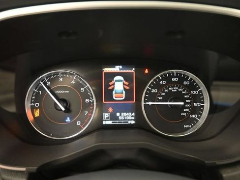 Used 2019 Subaru Crosstrek 2.0i Limited w/ Moonroof Package w/Navigation AWD/4WD image 17
