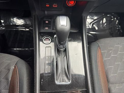 Used 2024 Nissan Kicks SR image 23