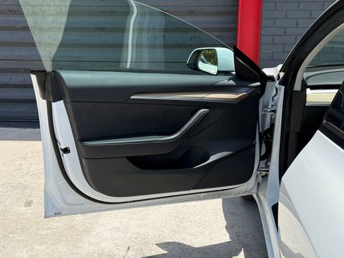 Used 2023 Tesla Model 3 Performance AWD/4WD image 11