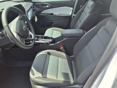 New 2026 Chevrolet Trax LT w/ Driver Confidence Package FWD image 6