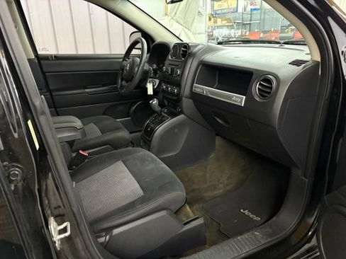 Used 2016 Jeep Compass Sport w/ Power Value Group AWD/4WD image 19