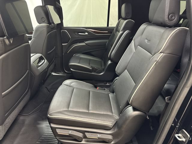 Certified 2021 Cadillac Escalade ESV Premium Luxury AWD/4WD image 13