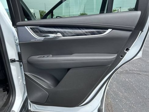 Used 2024 Cadillac XT6 Premium Luxury AWD/4WD image 26
