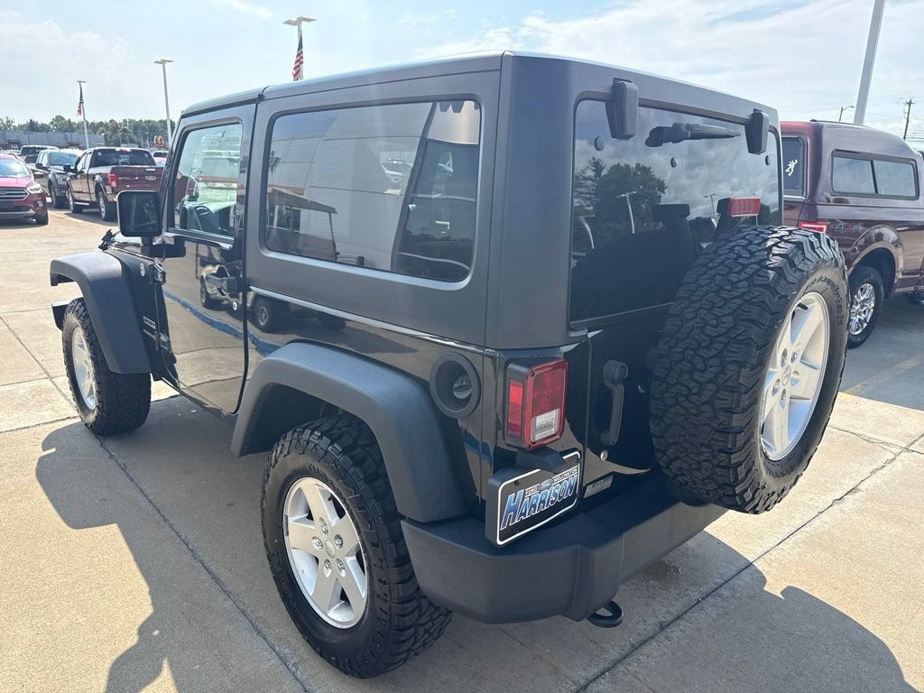 Used 2018 Jeep Wrangler Sport AWD/4WD image 6