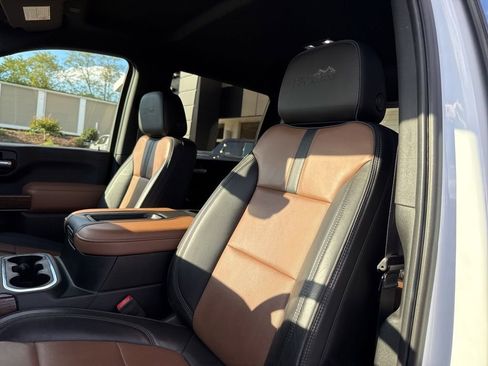 Used 2020 Chevrolet Silverado 2500 High Country w/ Z71 Off-Road Package image 20