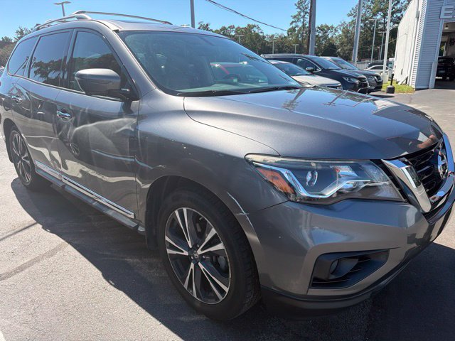 Used 2018 Nissan Pathfinder Platinum w/ Cargo Package FWD image 6