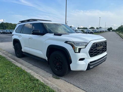 Used 2023 Toyota Sequoia TRD Pro AWD/4WD image 2
