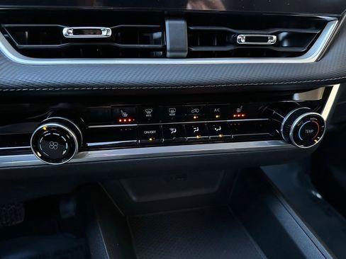 New 2026 Chevrolet Equinox LT w/ LPO, Floor Liner Package image 25