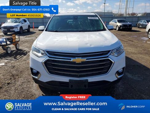 Used 2020 Chevrolet Traverse LT w/ LT Premium Package image 4