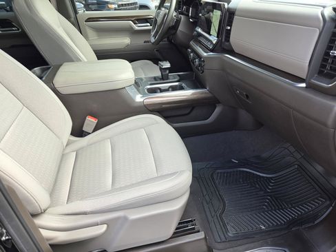 Used 2025 Chevrolet Silverado 1500 LT w/ Texas Edition Plus RWD image 9