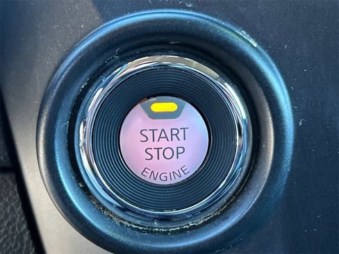 Used 2024 Nissan Titan PRO-4X w/ Off Road Protection Package image 20