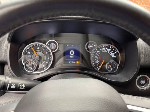 Used 2022 RAM 1500 Big Horn AWD/4WD image 15