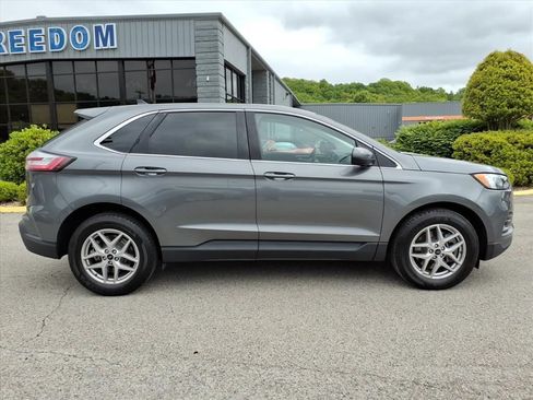 Used 2024 Ford Edge SEL AWD/4WD image 8