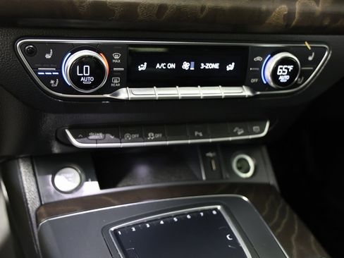 Used 2018 Audi Q5 2.0T Premium Plus image 13