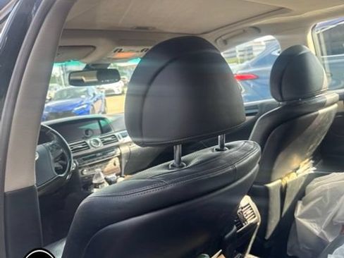 Used 2014 Lexus LS 460 AWD w/ Comfort Package image 6