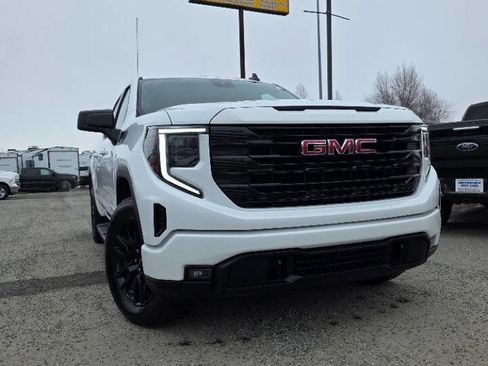 Used 2024 GMC Sierra 1500 Elevation AWD/4WD image 1