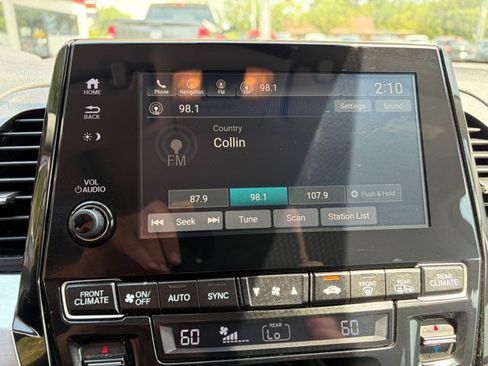 Used 2019 Honda Odyssey EX-L image 17