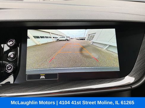 Used 2022 Buick Envision Essence w/ Sport Touring Package image 6