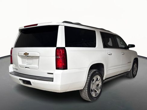 Used 2017 Chevrolet Suburban Premier image 5