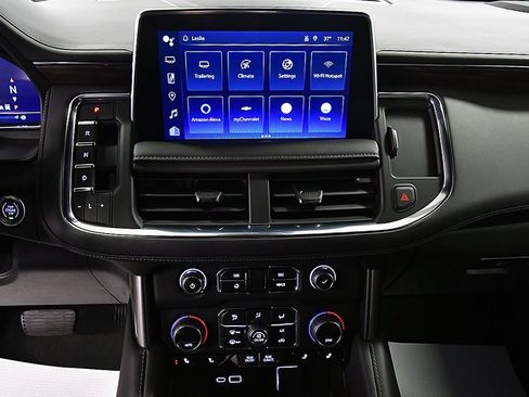 Used 2024 Chevrolet Suburban Z71 w/ Max Trailering Package image 23