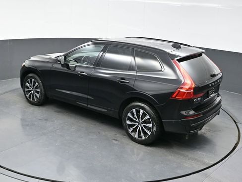 Used 2025 Volvo XC60 B5 Plus w/ Climate Package AWD/4WD image 35