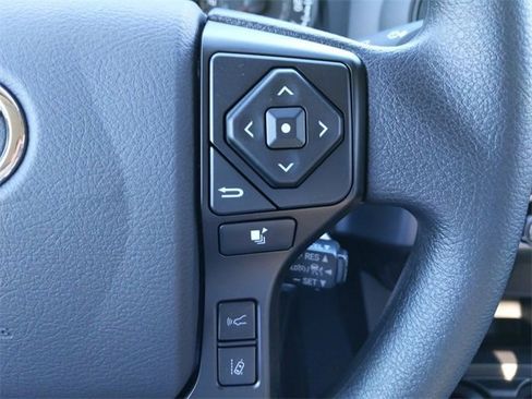 Used 2019 Toyota Tacoma SR image 23
