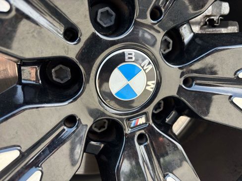 Used 2022 BMW X7 xDrive40i w/ M Sport Package AWD/4WD image 59