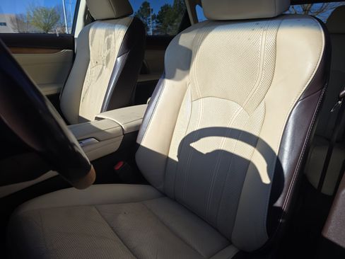 Used 2019 Lexus RX 350 RX 350 w/ Navigation Package image 16