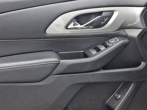 Used 2019 Chevrolet Traverse LT AWD/4WD image 21