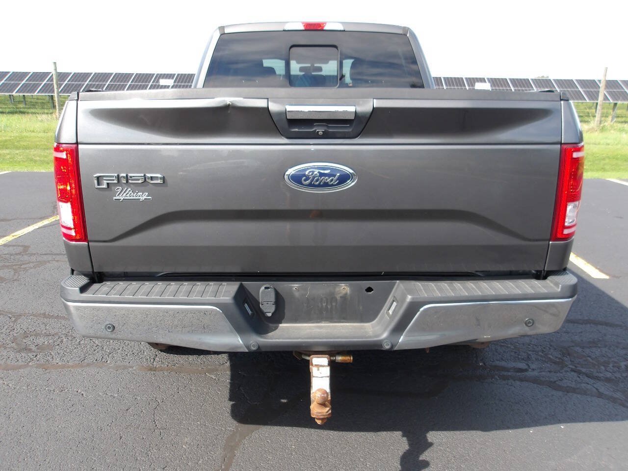 Used 2015 Ford F150 XLT w/ Equipment Group 302A Luxury AWD/4WD image 40