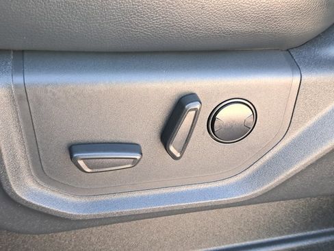 Certified 2022 Ford F250 Lariat w/ Lariat Ultimate Package image 22