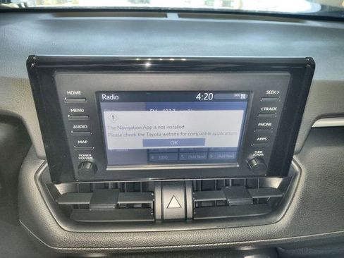 Used 2019 Toyota RAV4 LE w/ Carpet Mat Package image 18