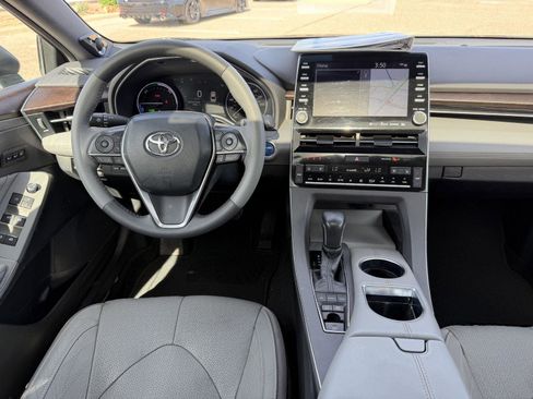 Used 2020 Toyota Avalon Limited w/ Advanced Safety Package FWD image 27