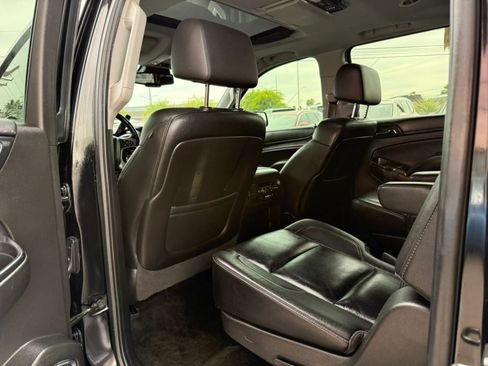 Used 2016 Chevrolet Suburban LTZ RWD image 43