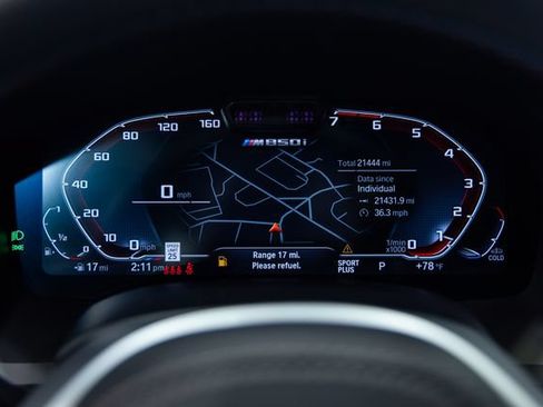 Certified 2025 BMW M850i xDrive AWD/4WD image 2