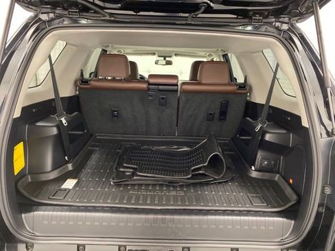 Used 2017 Toyota 4Runner Limited image 33