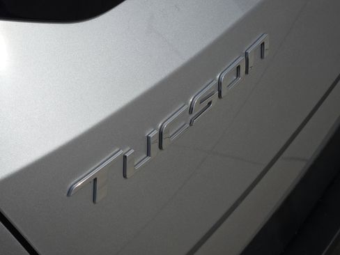 Used 2022 Hyundai Tucson SEL image 12