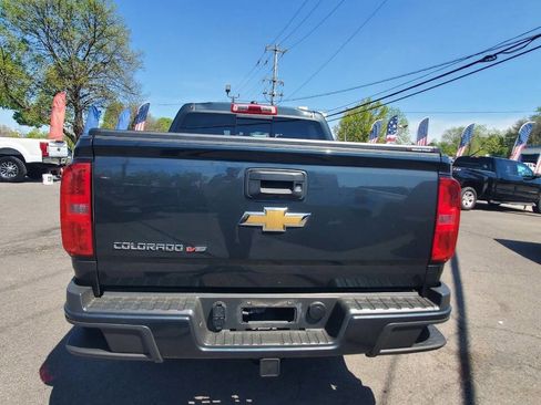 Used 2017 Chevrolet Colorado Z71 AWD/4WD image 4