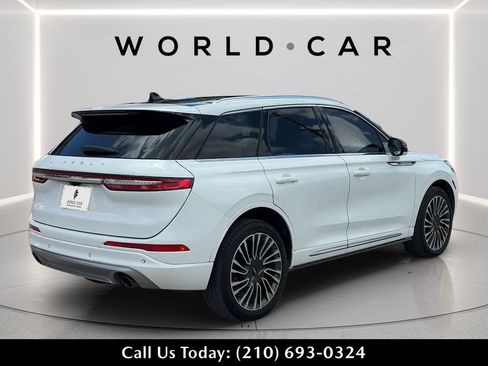 Used 2020 Lincoln Corsair Reserve w/ Appearance Package FWD image 3