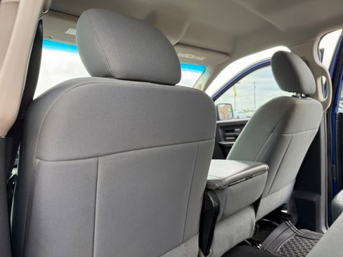 Used 2015 RAM 1500 ST w/ SXT Appearance Group image 17