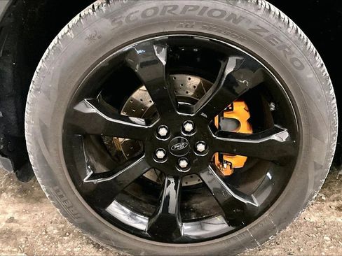 Used 2020 Ford Explorer ST w/ Premium Technology Package image 9